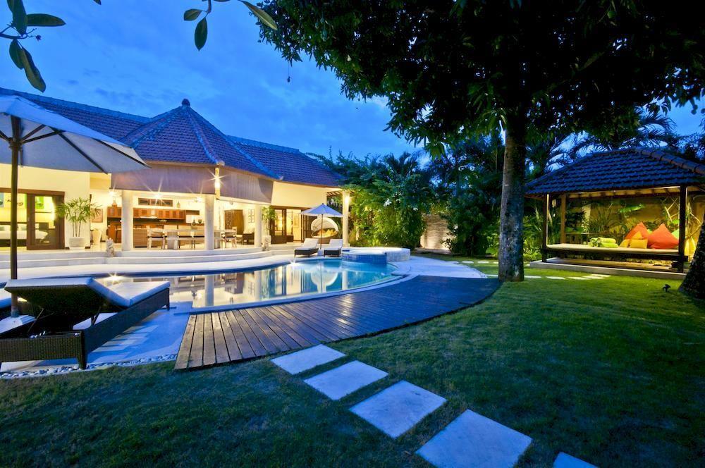 Villa Mango Seminyak  Exterior photo